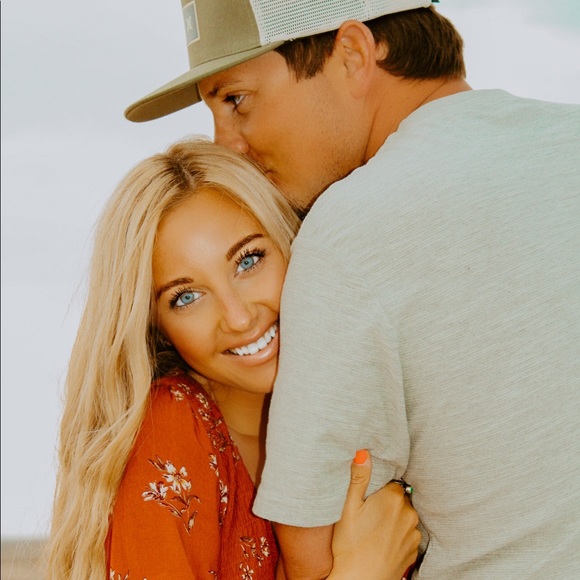 Meet your Posher, Kaylee - Picture 2 of 16